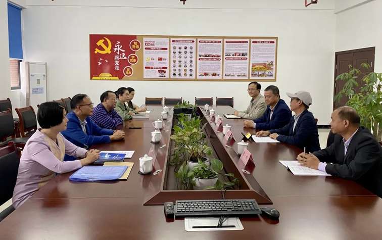 咱們主動“跑起來”，讓職工參保“零跑腿”