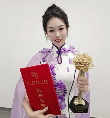 以“非遺”傳唱“非遺” ！梧州粵曲演員鐘杏沂摘“牡丹”