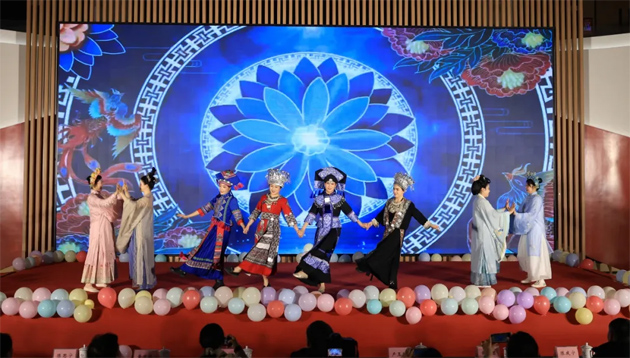 “三八”國際婦女節(jié)期間，我市各級工會舉辦系列慶祝活動